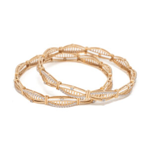 STUDDED BANGLES 18K