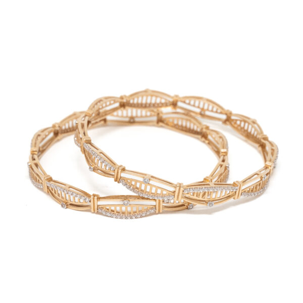 STUDDED BANGLES 18K
